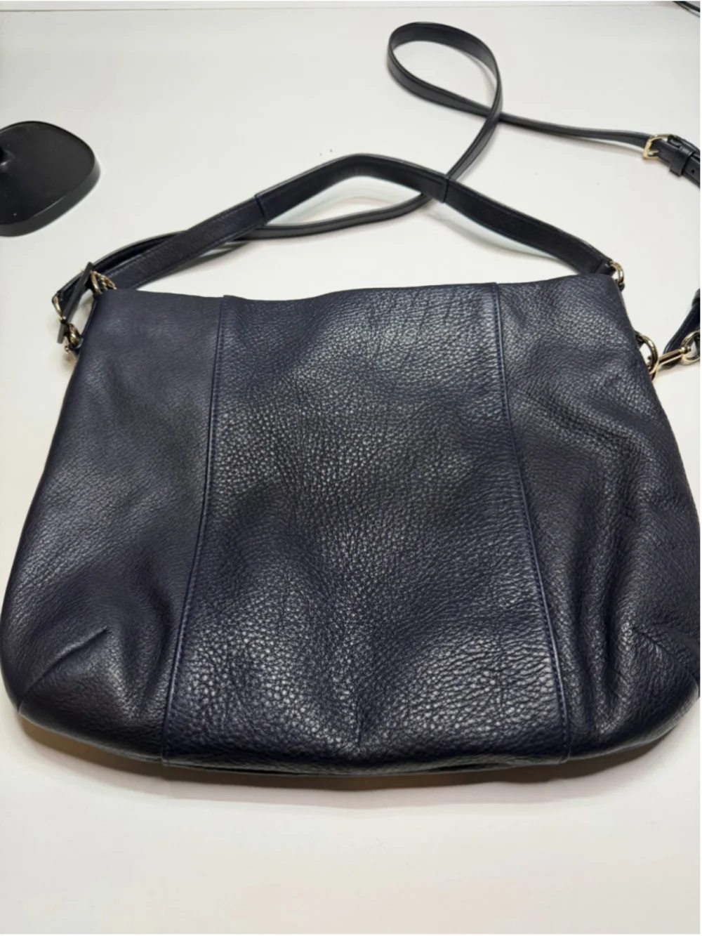 Gorgeous coach navy blue leather shoulder bag with removable Crossbody strap ￼